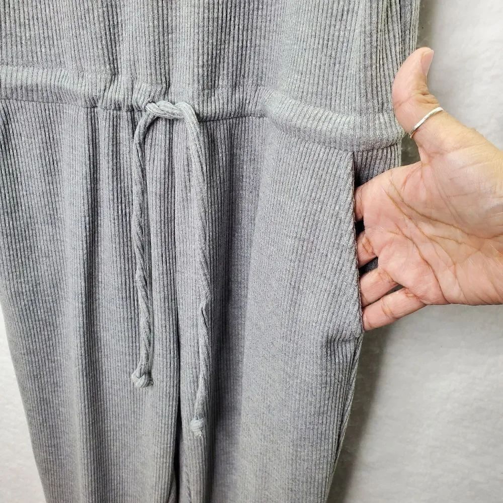 Chaser Cozy Rib Low Back Tank Jumpsuit Grey Size Small - Picture 10 of 17
